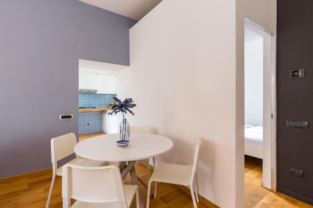 Starhost - Terazza Barbuti Apartment Salerno Bagian luar foto