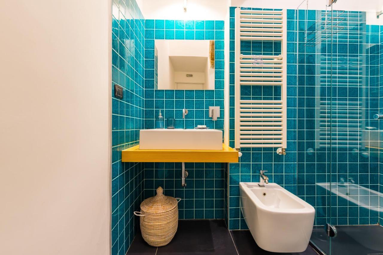 Starhost - Terazza Barbuti Apartment Salerno Bagian luar foto